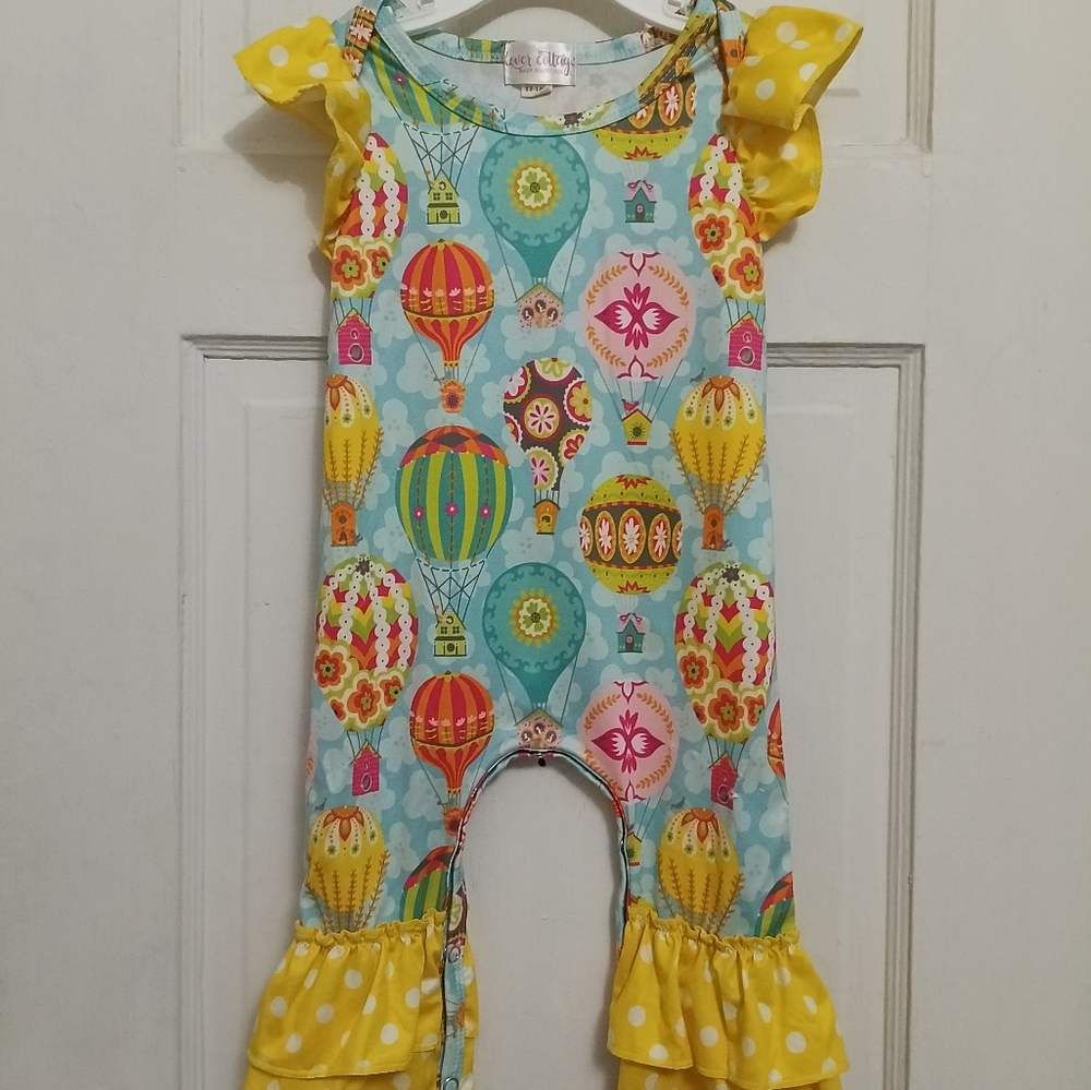 Colorful Kids Matching Set Clover Cottage Hot Air Balloon Boutique Outfit 3-6 Mo